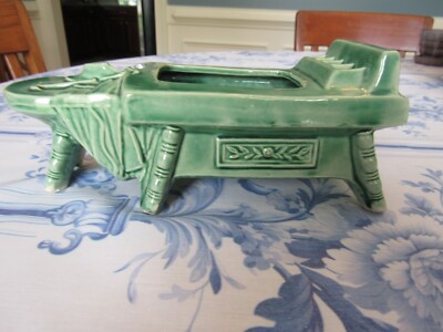VINTAGE MCCOY GREEN COBLER WORK BENCH PLANTER 9'' X 3 1/2'' X 3 1/2''