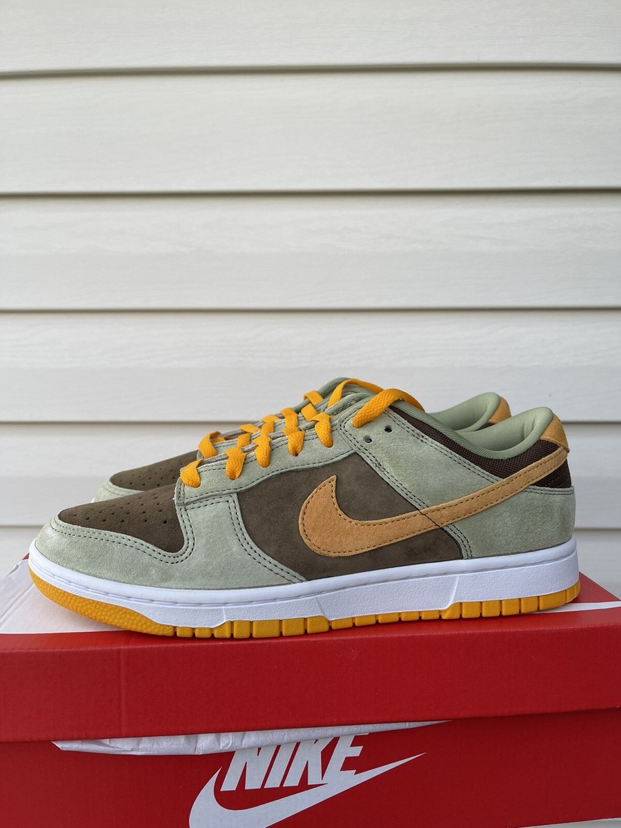 靴 Nike Dunk Low SE \"Dustwy Olive\" EARLY LOOK! Nike Dunk Low SE Dusty Olive Pro Gold On Feet