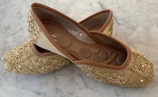 Authentic Punjabi Indian Juttis Shoes Flats Gold Jeweled Women  s Sz 39 9 NWOB