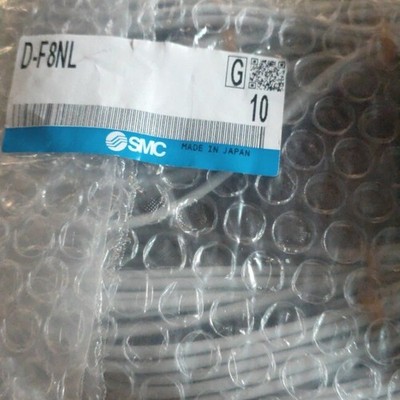 1PCS  SMC Magnetic switch D-F8NL *hu