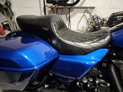 Le Pera Maverick Comfortable Seat for 2023-2026 Harley Touring