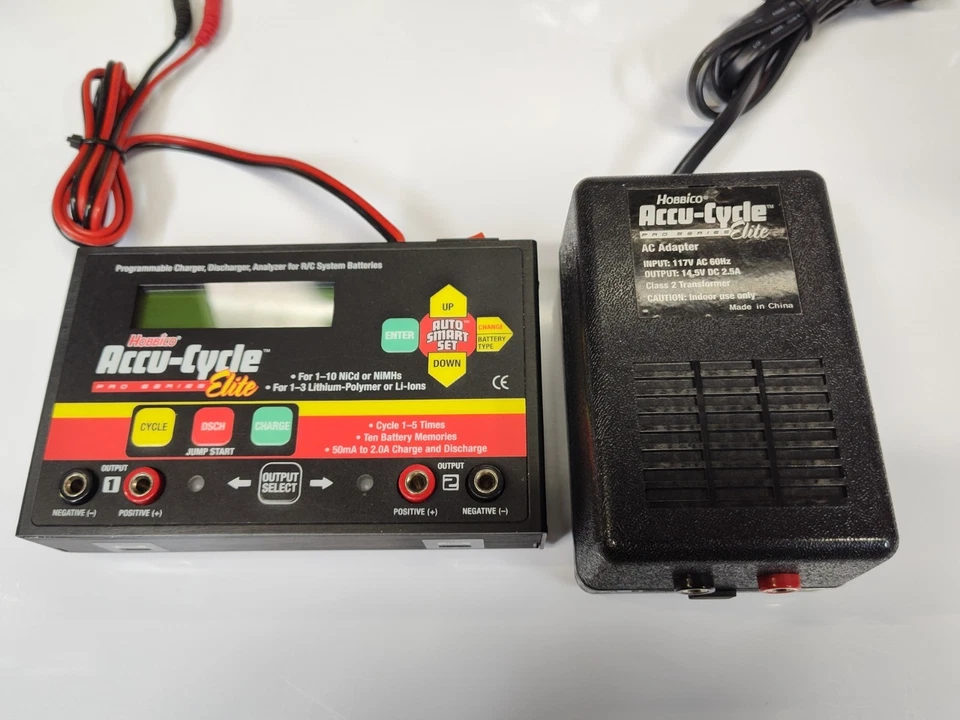 Hobbico Accu Cycle Elite Pro Series Programmable Charger Analyzer & AC Adapter - Image 3 of 4
