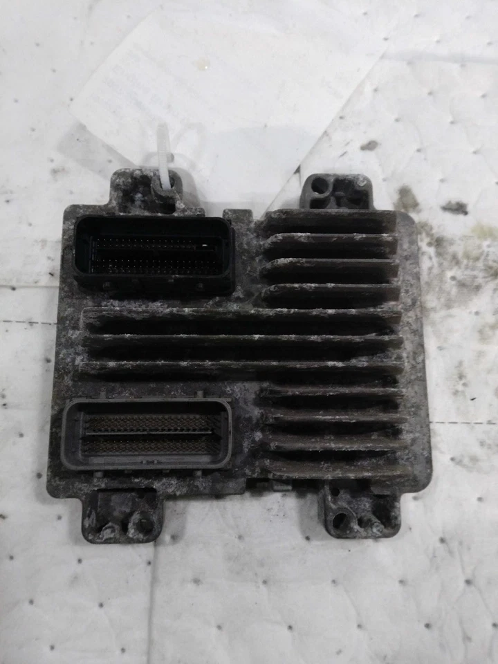 Used Engine Control Module (ECM) fits: 2007 Chevrolet Suburban 1500 Electronic C Foto 2 de 4