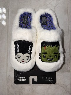 Universal Monsters Woman’s Slipper Size M (6.5 7.5) Frankenstein & Bride