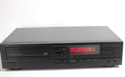 Yamaha CDX-520 Natural Sound CD Player Compact Disc - Tested, One
