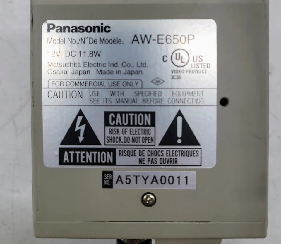 Pan interior Panasonic AW-E860N con cabezal inclinable con lente Canon YH16x7 KTSM Foto 2 de 4