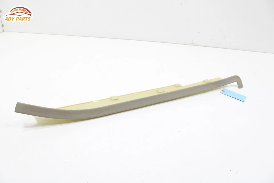 Chevrolet Express 3500 2500 1500 2008-2024 panel de cubierta superior trasero derecho OEM Foto 3 de 4