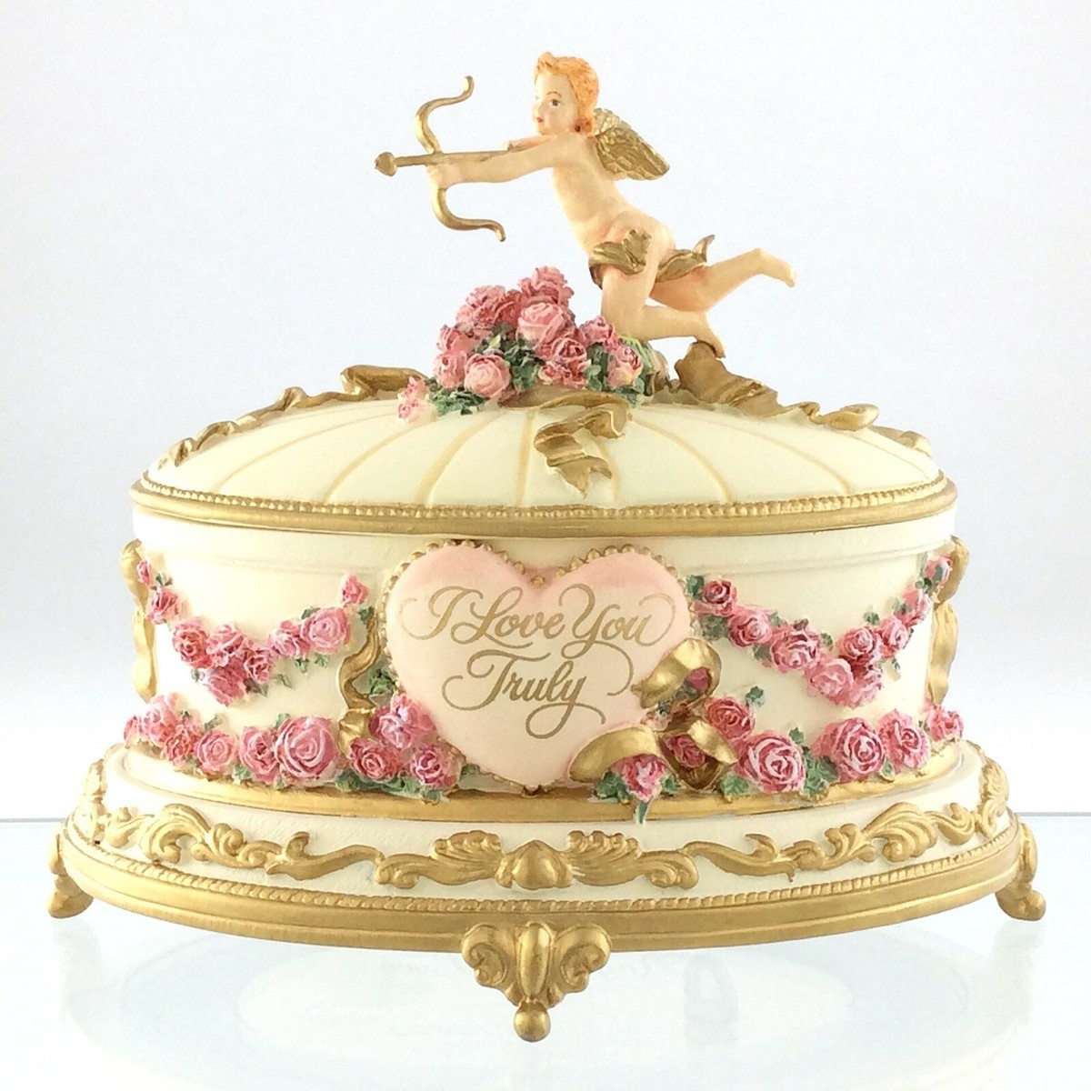 Angel of Love by Judith Winslow Franklin Mint Music Box Jewelry