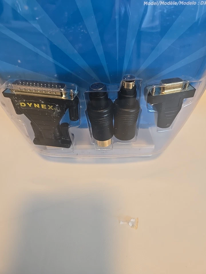 DYNEX PS/2 & AT Adapter Kit - Image 4 of 4