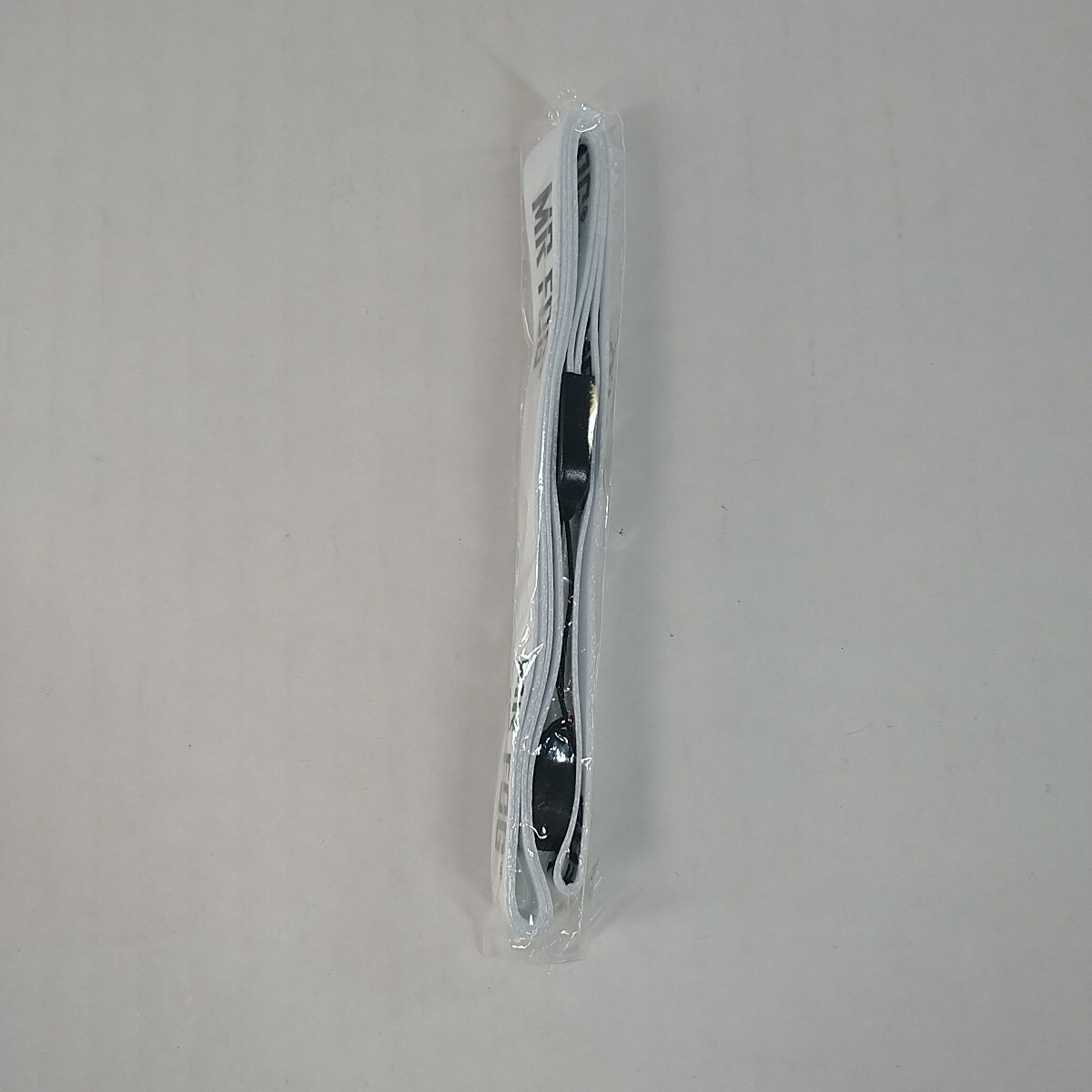 Mr. Fog MAX AIR Faded Blended White Lanyard Flexible Silicone Ring Holder Sealed Mr. Fog MAX AIR Faded Blended White Lanyard Flexible Silicone Ring Holder Sealed
