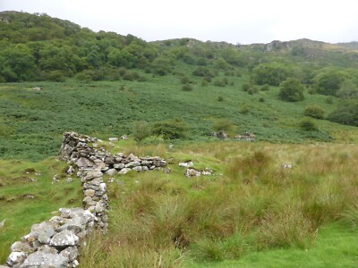Foto 6x4 alte Grubenmauern über Llyn Gwynant Bethania\/SH6250 um 2014