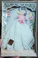 Vintage Treasure Masters Southern Belle White Lace Handkerchief Hankie Keepsake
