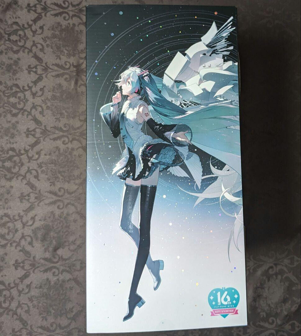 Good Smile Company Hatsune Miku Happy 16th Birthday Ver. 1/7 Good Smile Company Hatsune Miku Happy 16th Birthday Ver. 1/7