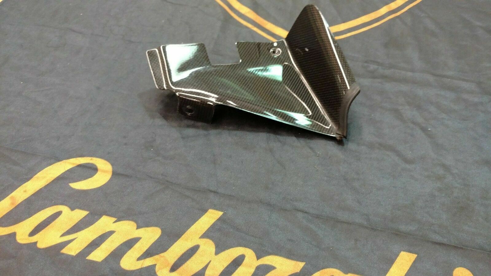 LAMBORGHINI MURCIELAGO LP640 REAR LEFT CARBON ENGINE BAY COVER OEM 418103781A