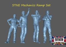 Scalextric Figures, Slot car Figures, 1:32 figures, Mechanics Ramp Set
