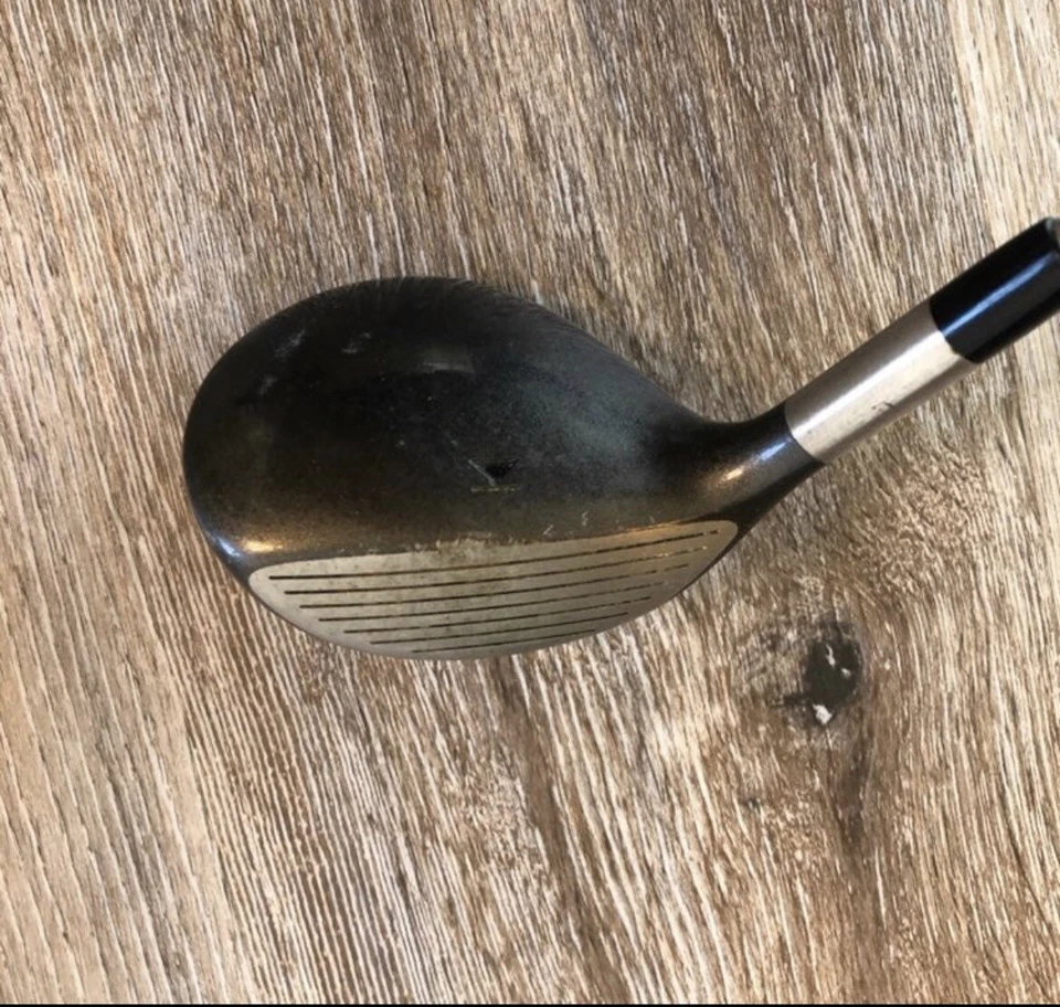 Titleist 975F Pro Trajectory RH, buen estado usado, sin cubierta, madera Fairway 4 Foto 2 de 4