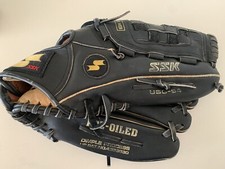 SSK 13 1/4” Black Baseball Softball First Base Mitt Right Hand Throw