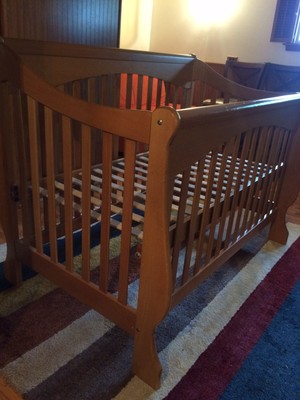 convertible crib daybed