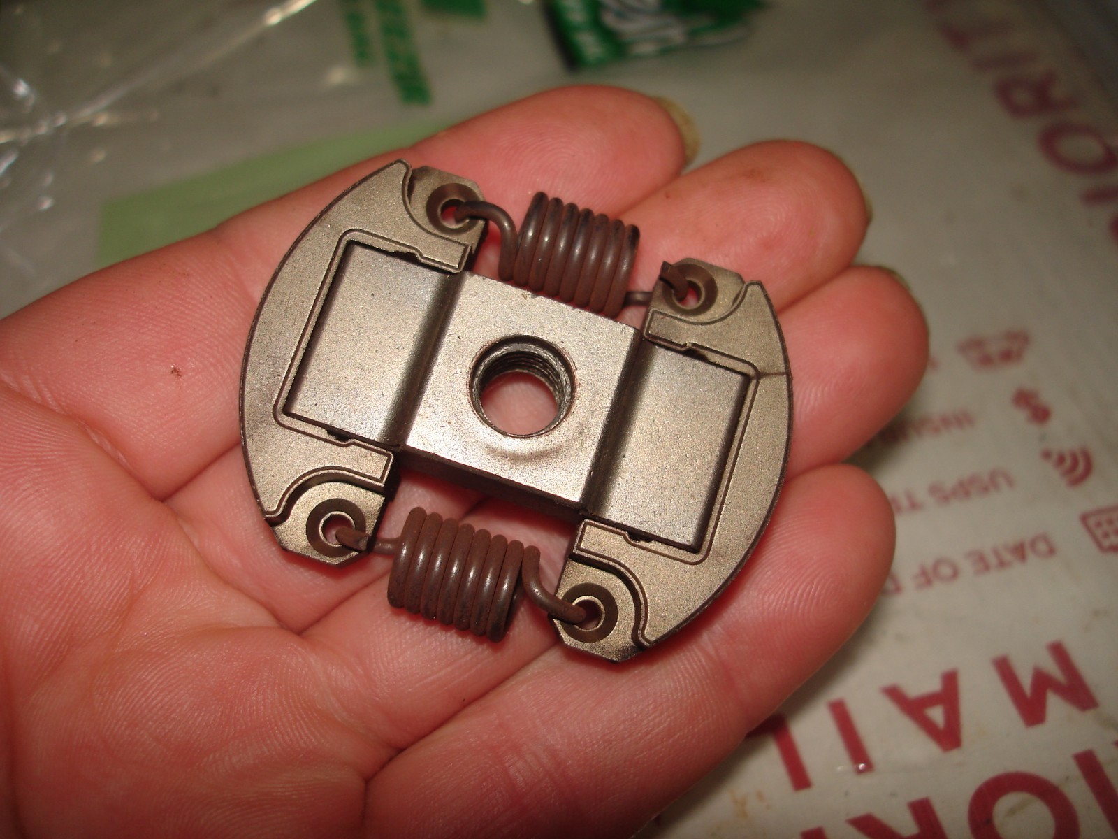 Tanaka THT 2120 clutch  used oem hedge trimmer part Bin 340