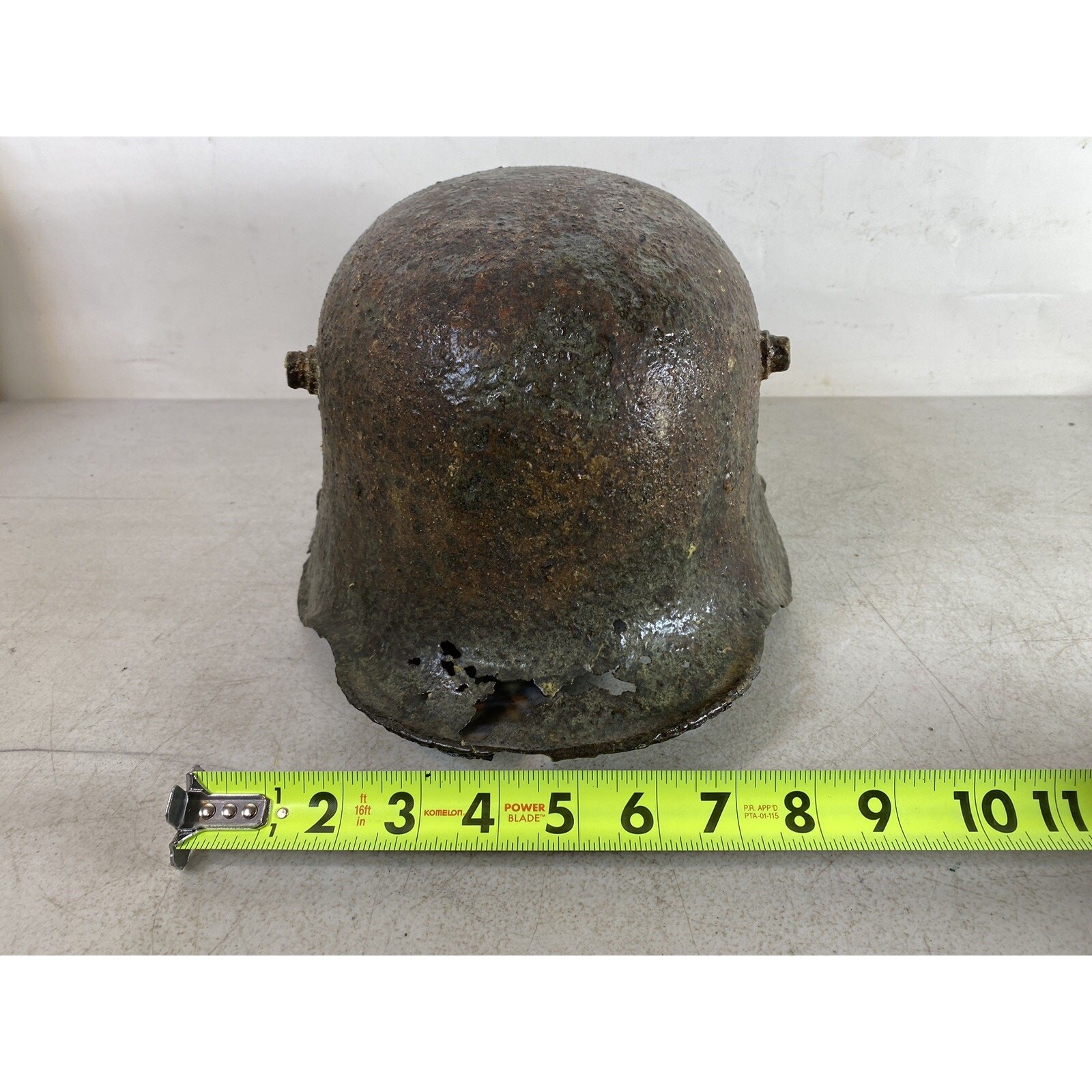 WW1 German Germany shell Helmet No Seam Fixed Bale 75S10