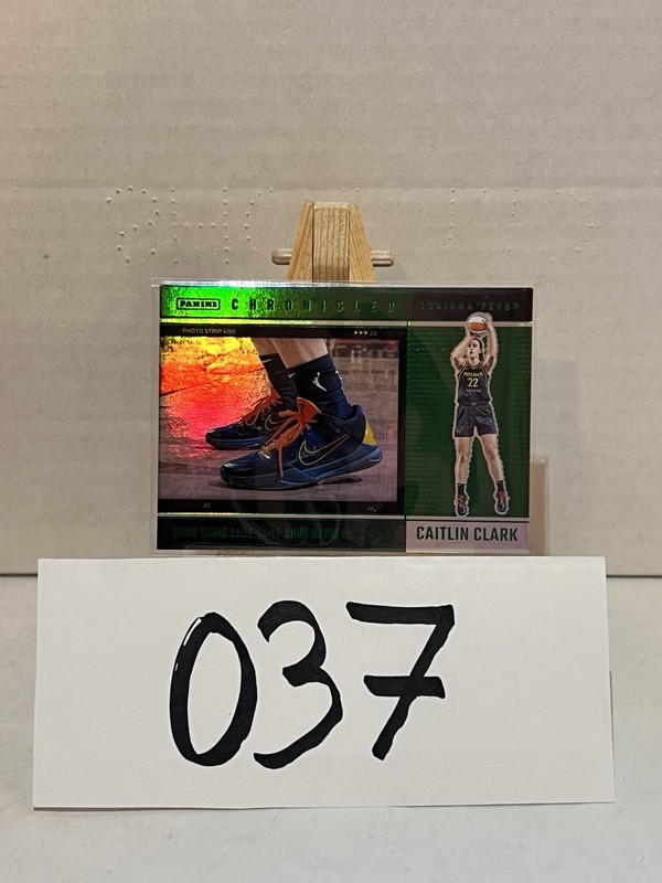 2025 Panini Chronicled Caitlin Clark SHOE GAME GREEN HOLO FOIL # 78 Fever