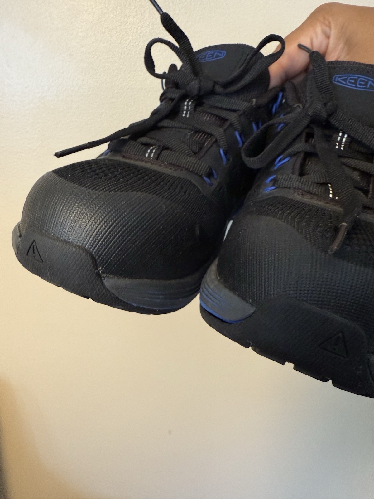 Keen Utility Vista Energy Sneakers con punta composita nere da donna 8 5 M