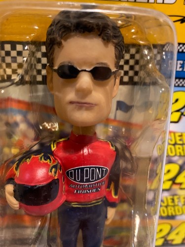 JEFF GORDON DUPONT MINI BOBBLE HEAD DOLL ( BOBBLE DOBBLES ) 2003 SERIES 3 NASCAR - Picture 2 of 6