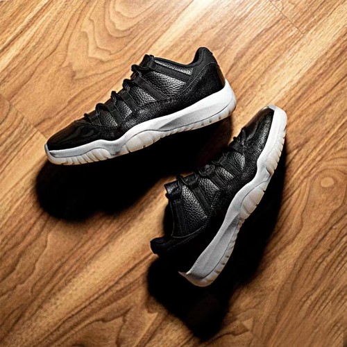 Nike Air Jordan 11 Retro Low 72-10 Men 