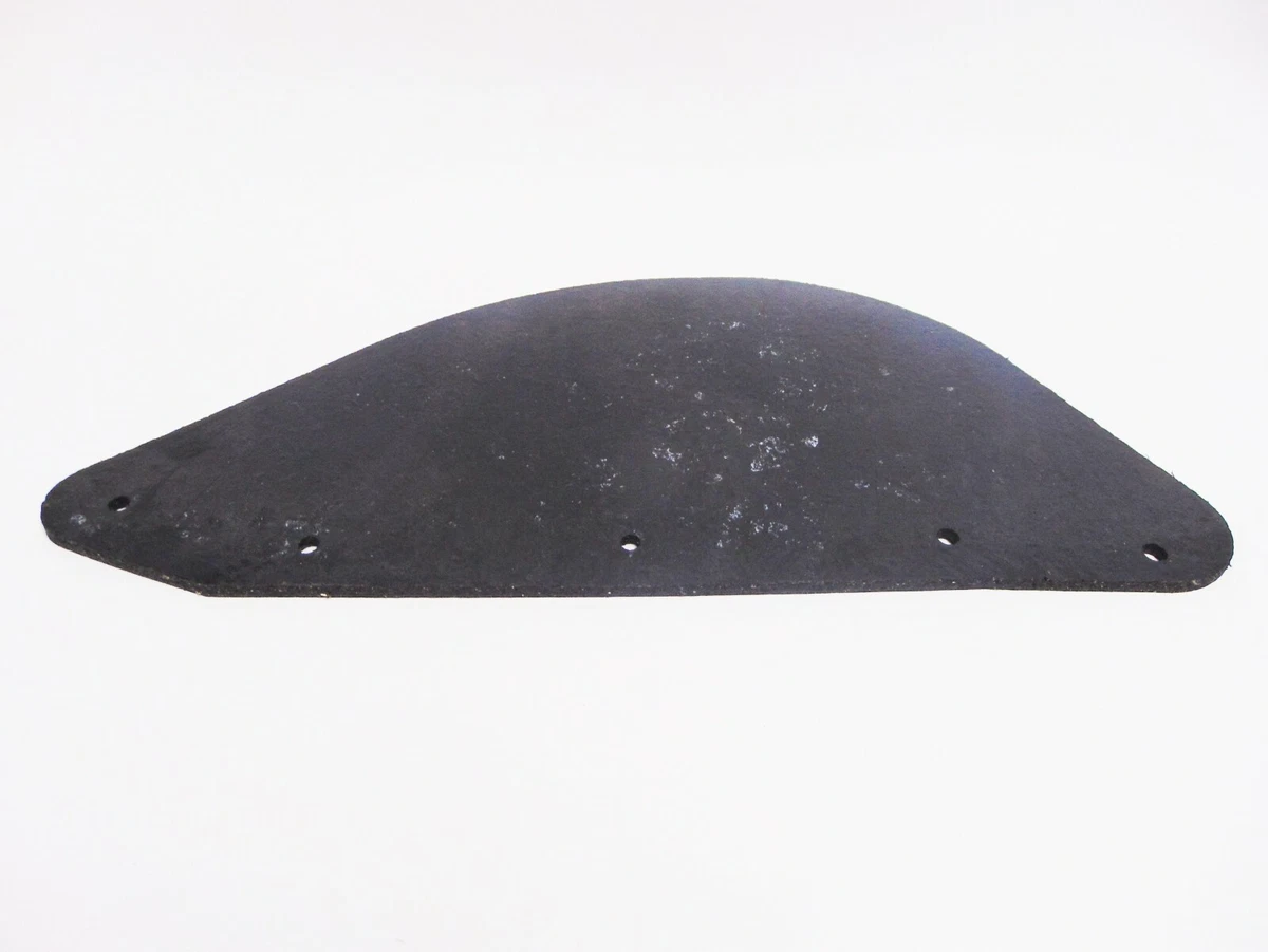 OEM Ariens Gravely Lawn Mower Rubber Discharge Chute 00377800 READ 
