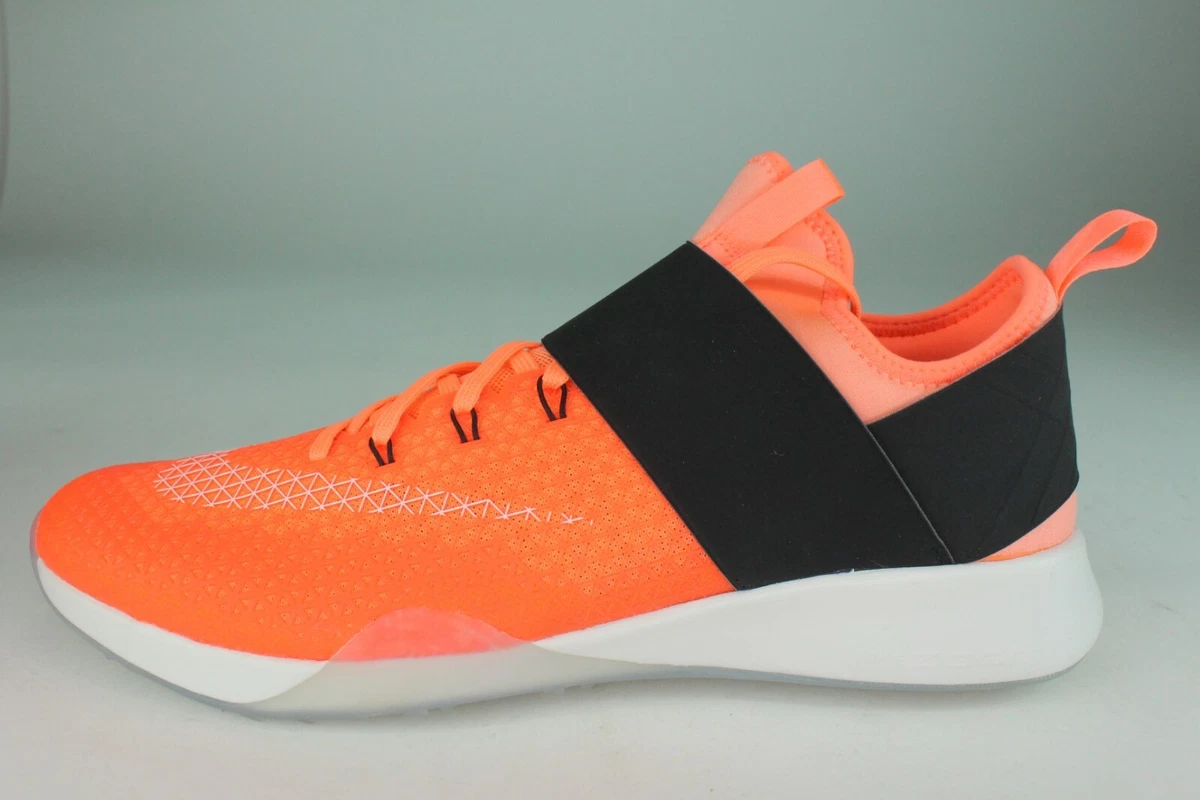 Nike air zoom store strong women's