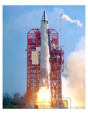 1966 Atlas-Centaur 10 Spacecraft Lifting Off 8x10 Photo Print On 8.5" x 11"