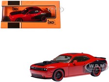 2009 DODGE CHALLENGER SRT8 RED 1/43 DIECAST MODEL CAR BY IXO CLC597N22