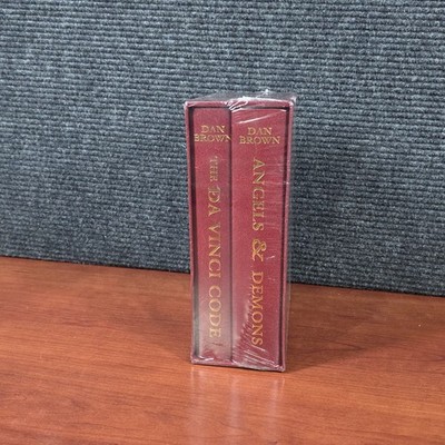 New Dan Brown The Da Vinci Code Angels & Demons Hardcover Slipcase Atria Book