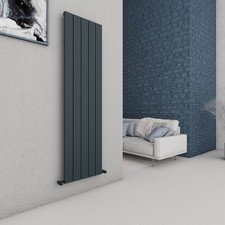 Radiatore Carisa Chambord verticale di design antracite