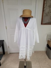 Beach cover up dress Size M, NWT