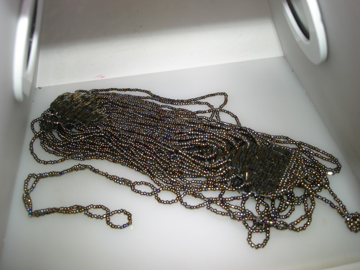 Vintage  Art deco Iridescent Beaded adjustable Belt of  Bugle and Seed Beads ELEGANT VINTAGE ART DECO IRIDESCENT BLACK GLASS SEED BEAD  main image 4