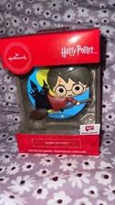 HALLMARK Walgreens Exclusive HARRY POTTER FLYING ON BROOM Christmas Ornament NEW