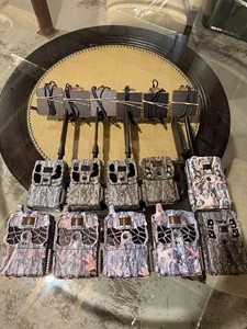 10 Browning Cellular Trail Camera & 6 Solar Panels