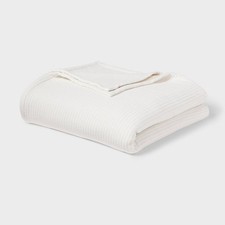 King Matelassé Bed Blanket Ivory - Threshold...