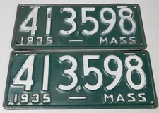 1935 Massachusetts passenger car license plate pair