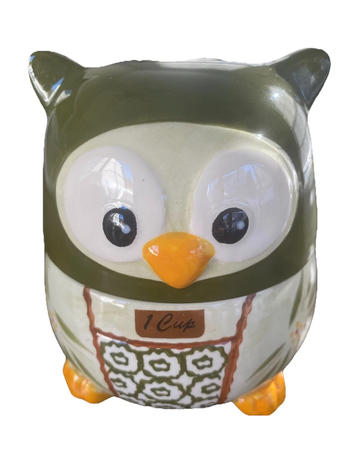 Temp-tations by Tara Old World Owl Measuring 1 Cup Olive Green - Image 2 of 4