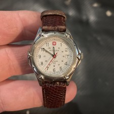 Wenger Swiss Army Ladies Watch LMT Design 100m New Battery