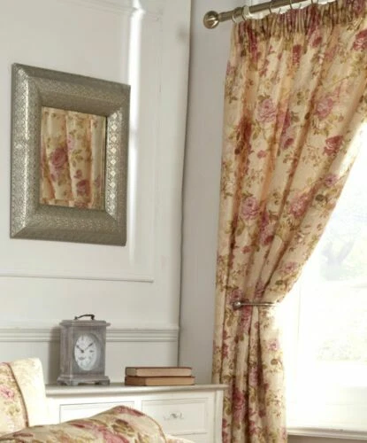 Vintage/Retro Floral Window Curtains & Drapes