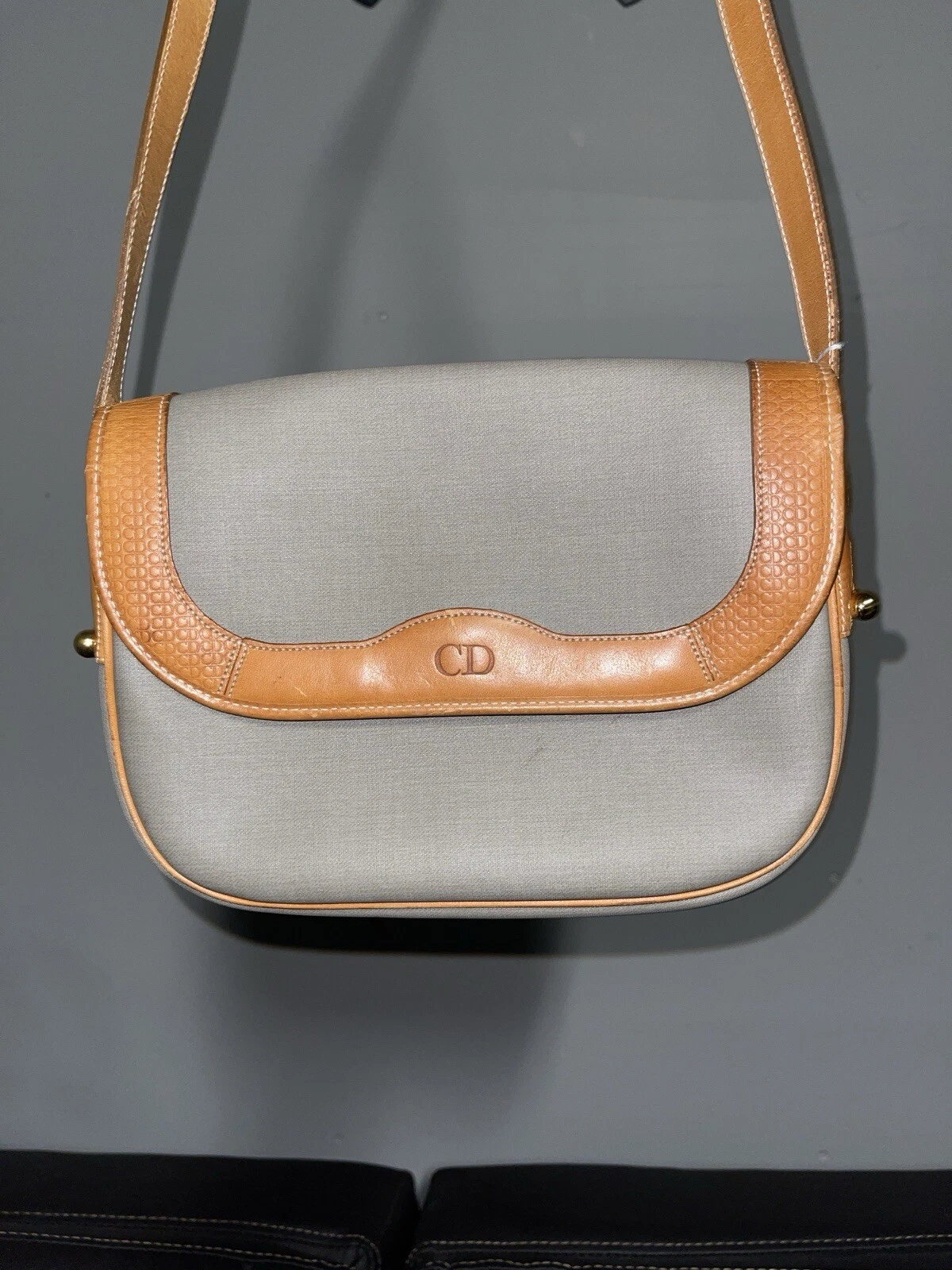 Sac bandoulière Christian Dior monogramme + pochette intérieure amovible (VINTAGE)