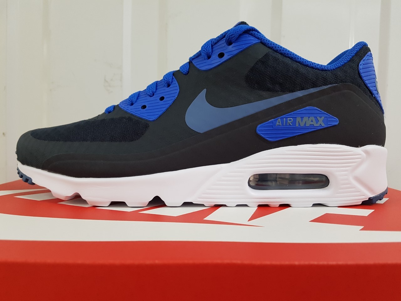 NIKE AIRMAX 90 ULTRA ESSENTIAL MEN,S BLUE 819474-405 sz..8..9..10..11...BNIB 436 NIKE AIRMAX 90 ULTRA ESSENTIAL MEN,S BLUE 819474-405 sz..8..9..10..11...BNIB 436