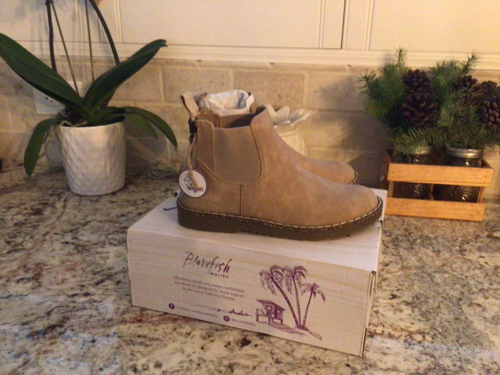 Blowfish Malibu Women's Chillin Chelsea Boot In Cashew | eBay