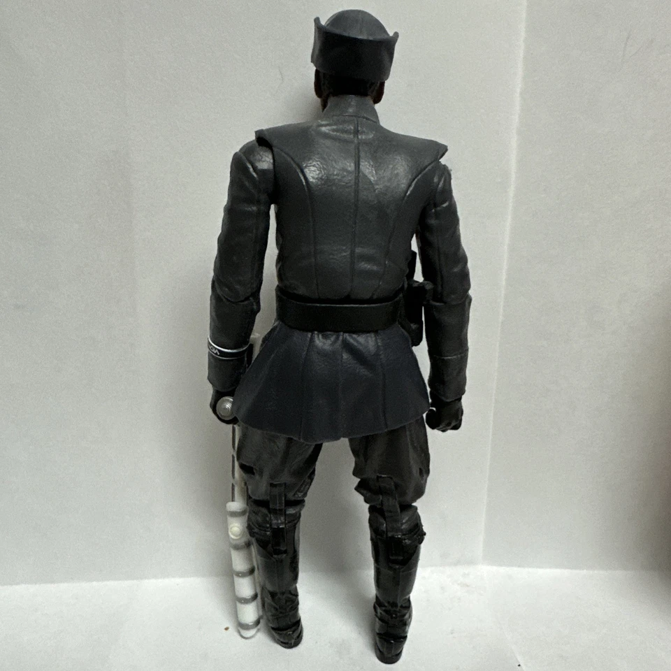 Figura de acción Hasbro Star Wars The Black Series Finn (disfraz de primera orden) #51 Foto 2 de 2