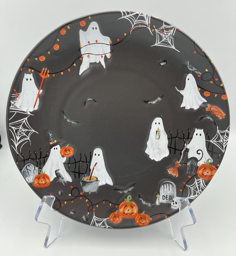 Pottery Barn Scary Squad Stoneware Dinner Plates 11" Set 4 Halloween Ghost NEW - Picture 3 of 11