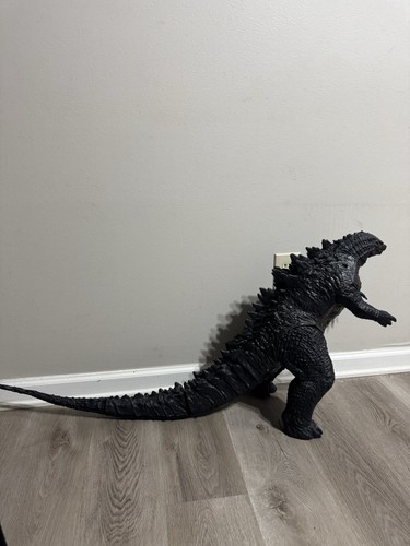 2014 Godzilla Jakks Pacific 24 inch Giant Action Figure