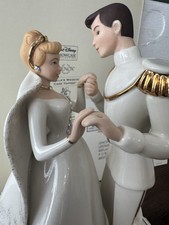 LENOX Disney CINDERELLA WEDDING DAY CAKE TOPPER Prince Charming